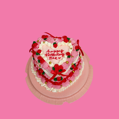 Red Bow Vintage Cake